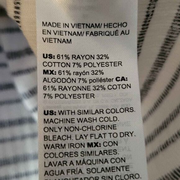 Women's Chico's Size 0 or Small Long Sleeve Top Tunic - Picture 6 of 6